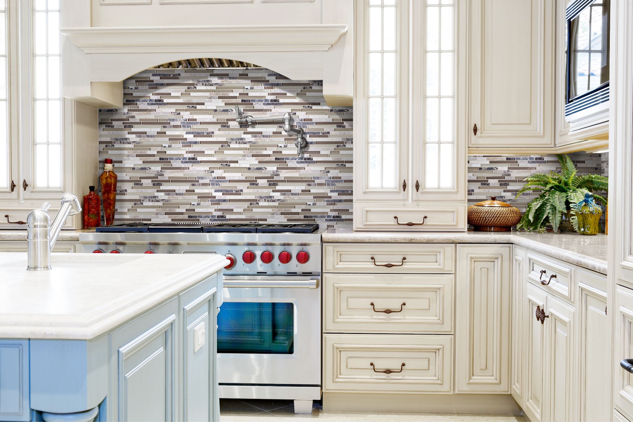 Linear Cabernet Mosaic | Aromaz Home