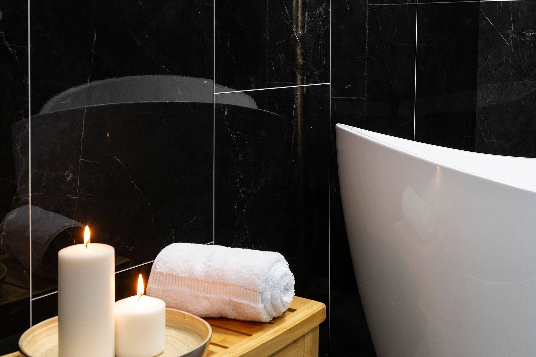 Etna Gloss Wall Panel 24x48 | Aromaz Home