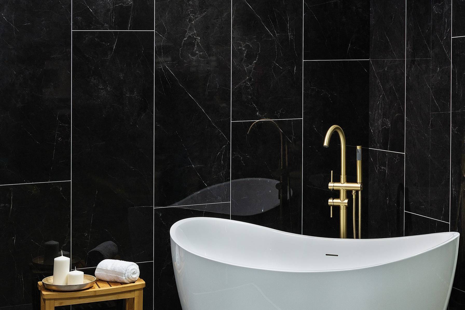 Etna Gloss Wall Panel 48x120 | Aromaz Home