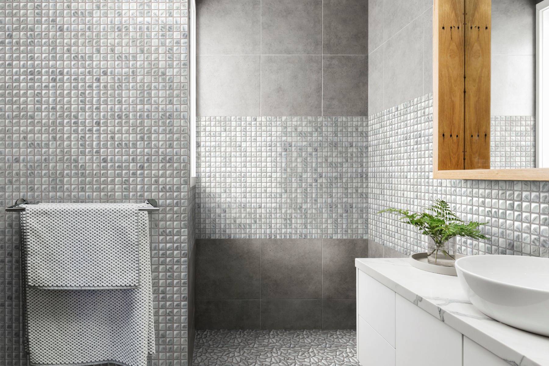 Glass Pebble Light Grey  + Glass Square Light Grey | Aromaz Home